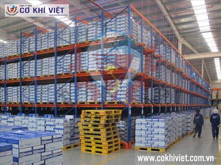 Ke Drive in Nghiệm thu, bàn giao kệ Drive in cho TH Milk