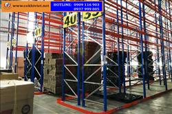 Kệ VNA là gì? Kệ Very Narrow Aisle, kệ lối đi hẹp